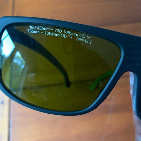 NOIR LASER SHIELD protective eye wear. Never used. Perfect condition. - Picture 4 of 12